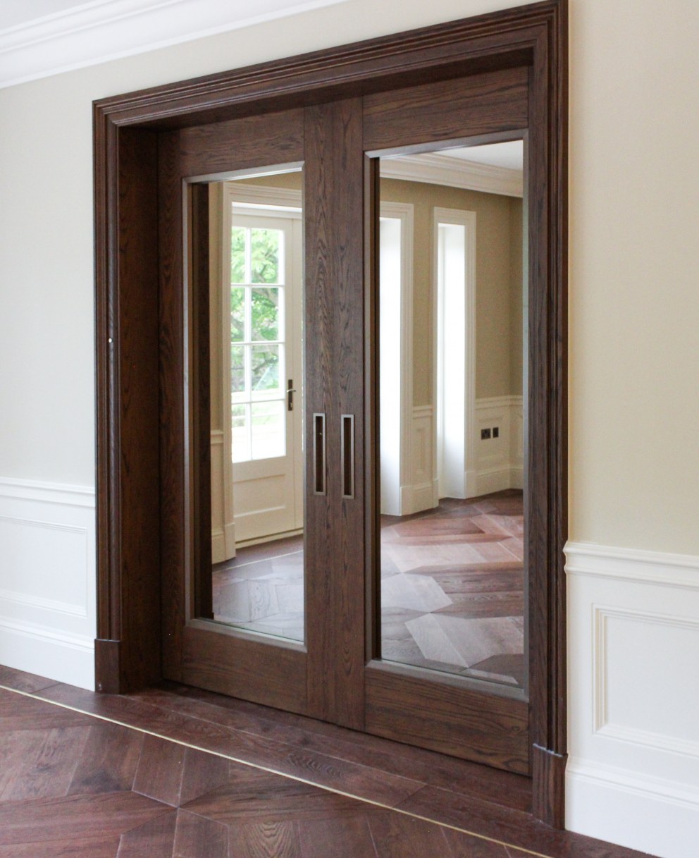 Beaconsfield - Luxury New Build | Mirrored door | Interior Designers